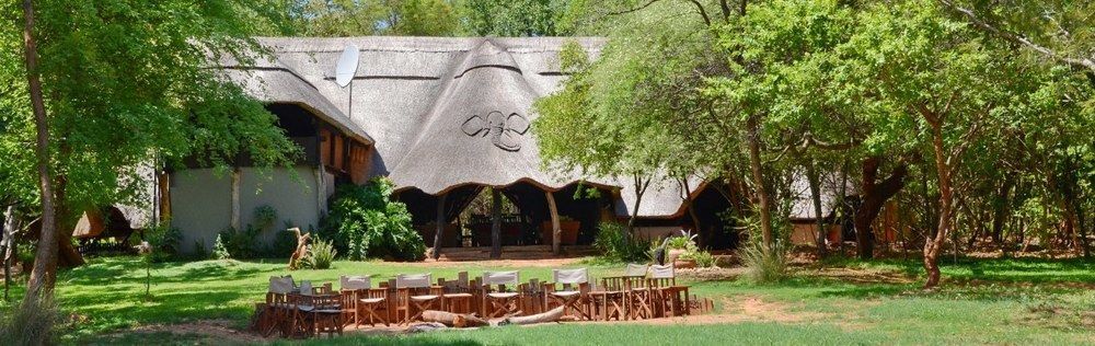 Ivory Lodge Dete Luaran gambar