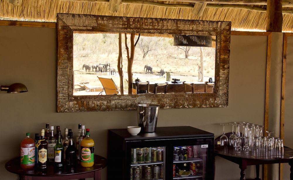 Ivory Lodge Dete Luaran gambar