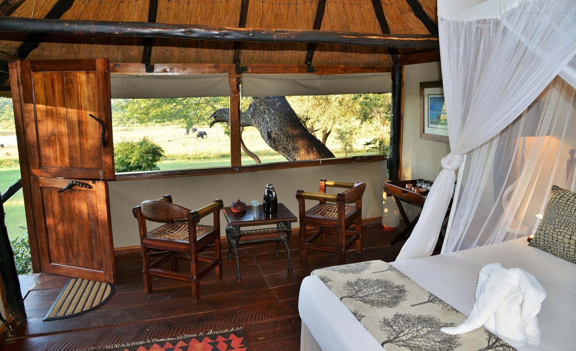 Ivory Lodge Dete Luaran gambar